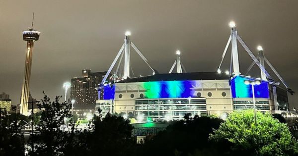 The Alamodome lights up blue and green for Donate Life Month