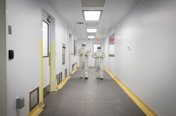 cleanroom-tour-3-608x404